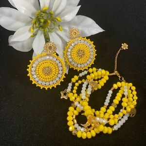 Handmade bracelet and round earrings!